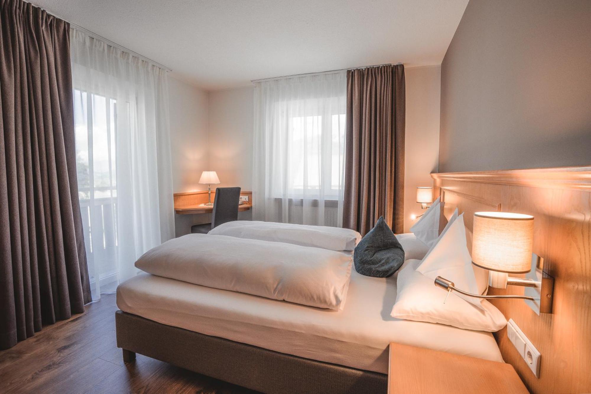 Hotel Reischach Brunico Extérieur photo
