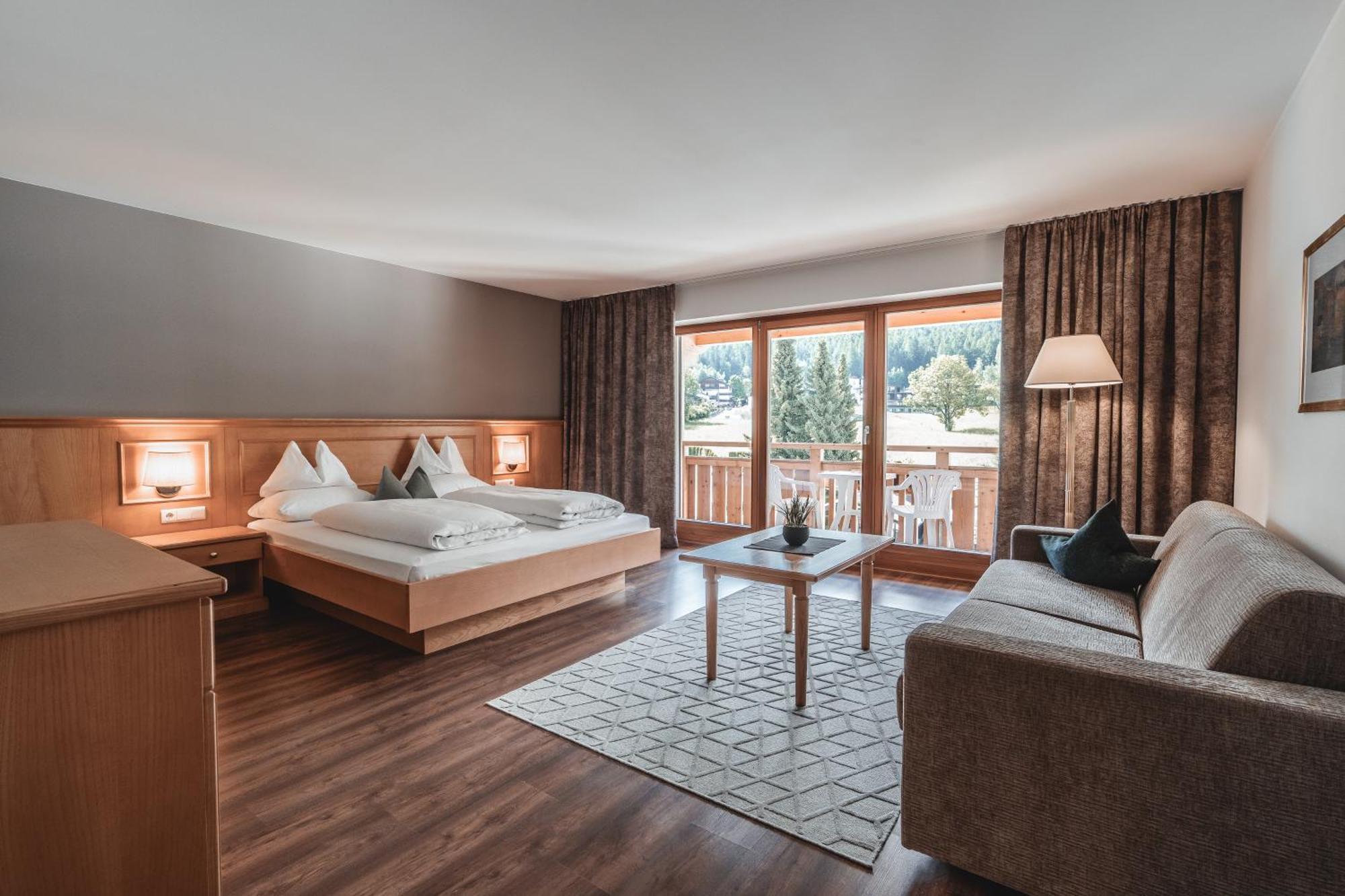 Hotel Reischach Brunico Extérieur photo