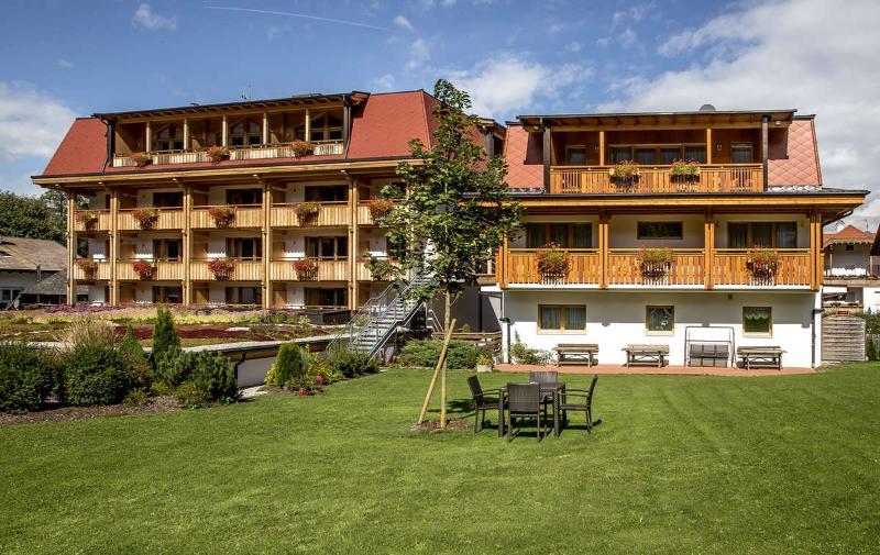 Hotel Reischach Brunico Extérieur photo